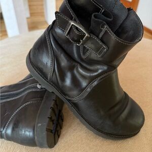 Birkenstock Stowe Black Leather Boots